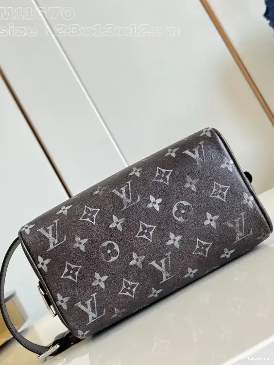 Cheap bag-23*13*12CM VUITTON LOCKER KIT DOPP LOUIS 0604